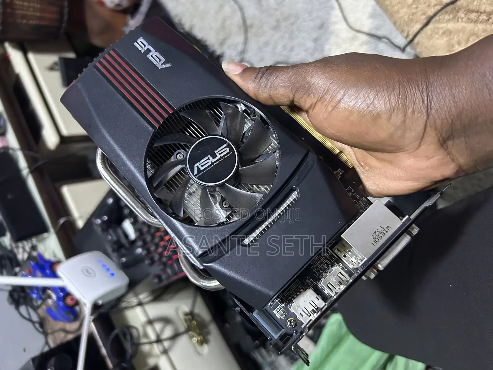 Powerful Amd Radeon Hd7770 1gb Graphics Card Almost New