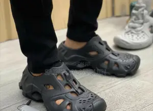 Mule Unisex Balenciaga Wear
