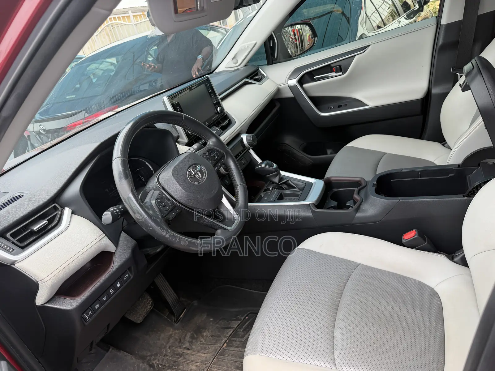 Toyota RAV4 Limited FWD 2020 Red