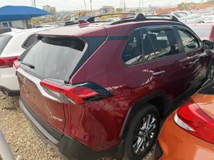 Toyota RAV4 Limited FWD 2020 Red