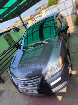 Nissan Sentra SV 4dr Sedan (1.8L 4cyl CVT) 2015 Gray