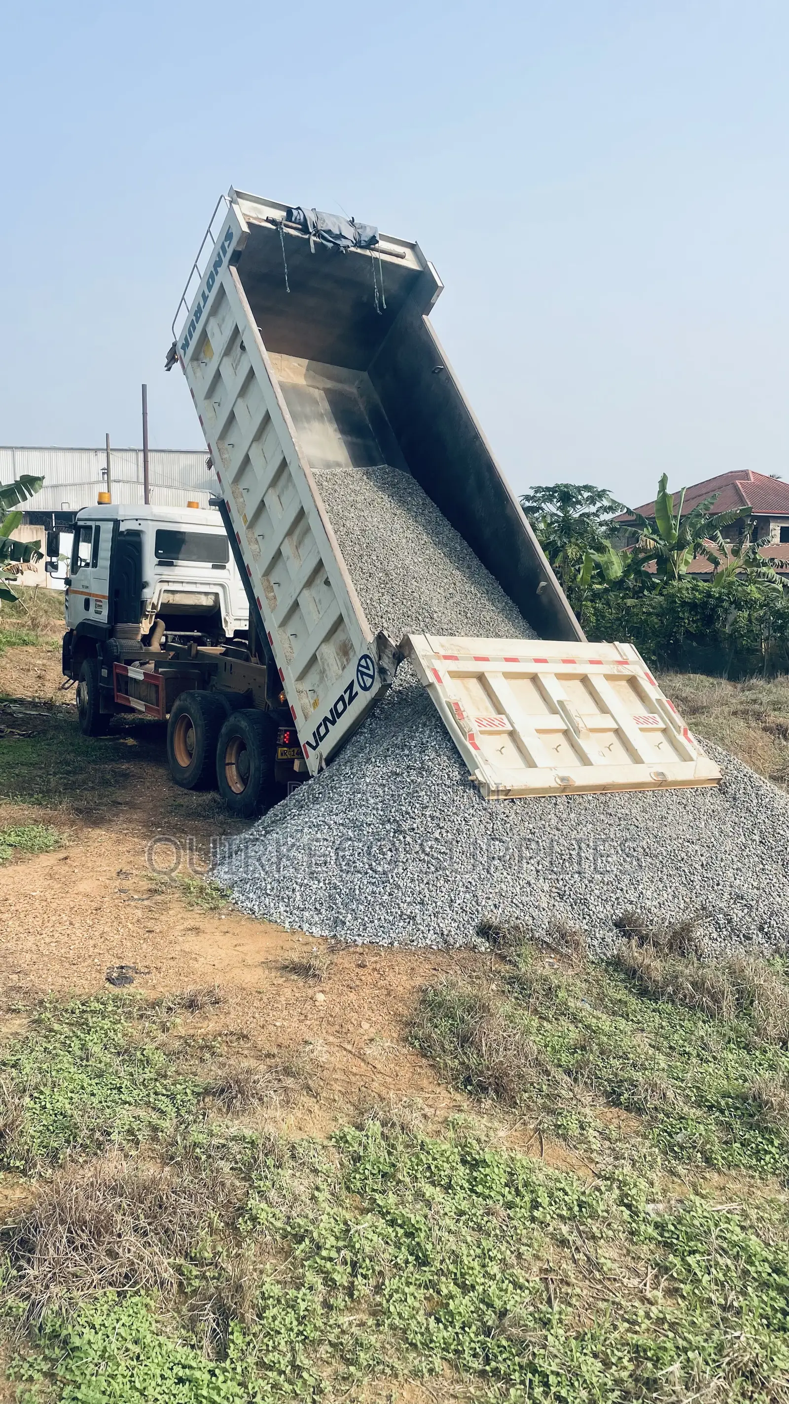 Quarry Chippings and Chippings Quarry Stones and Dust