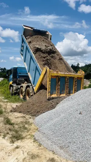 Quarry Chippings and Chippings Quarry Stones and Dust