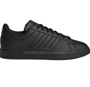 Adidas Men's Grand Court 2.0 Sneaker