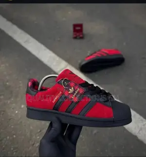 Adidas Superstar London