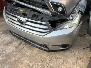 Toyota Highlander 2012 Front Cut Complete