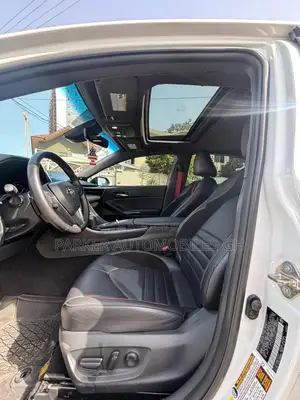 Toyota Avalon TRD 2020 White