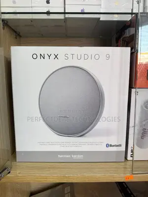 Onyx Studio 9