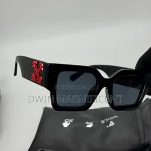 Off-White Volcanite Wrap-Around Style