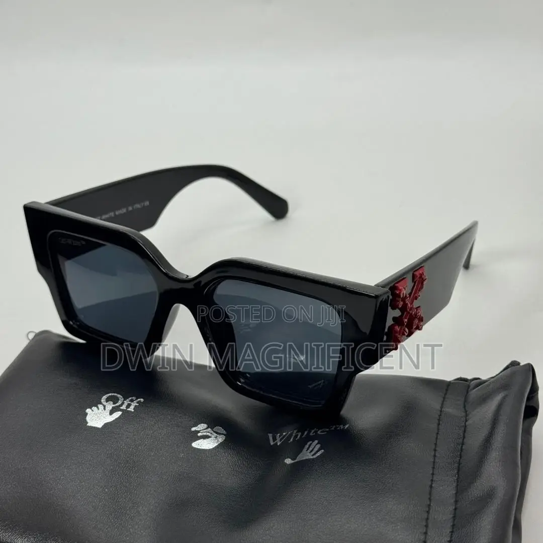 Off-White Volcanite Wrap-Around Style
