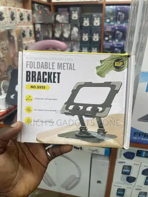 Foldable Metal Desktop Stand: 360° Freedom!