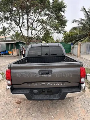 Toyota Tacoma SR 2019 Gray