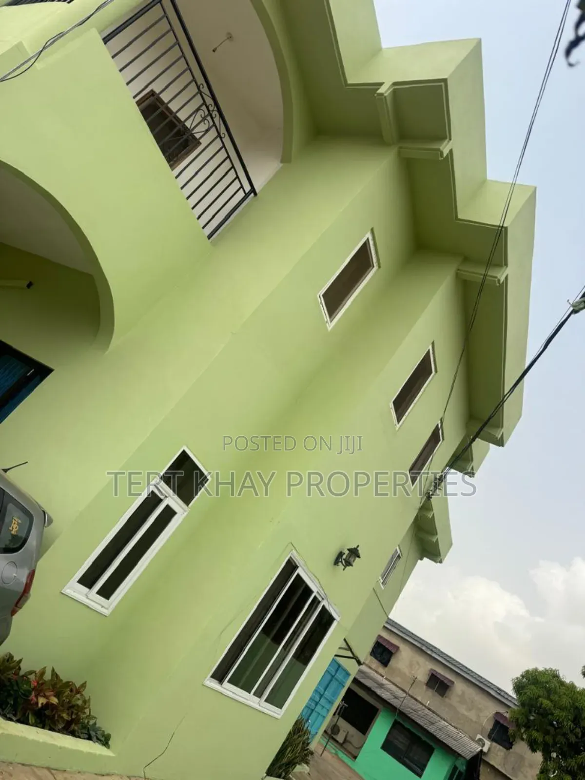 11bdrm House in Sahara, Dansoman for sale