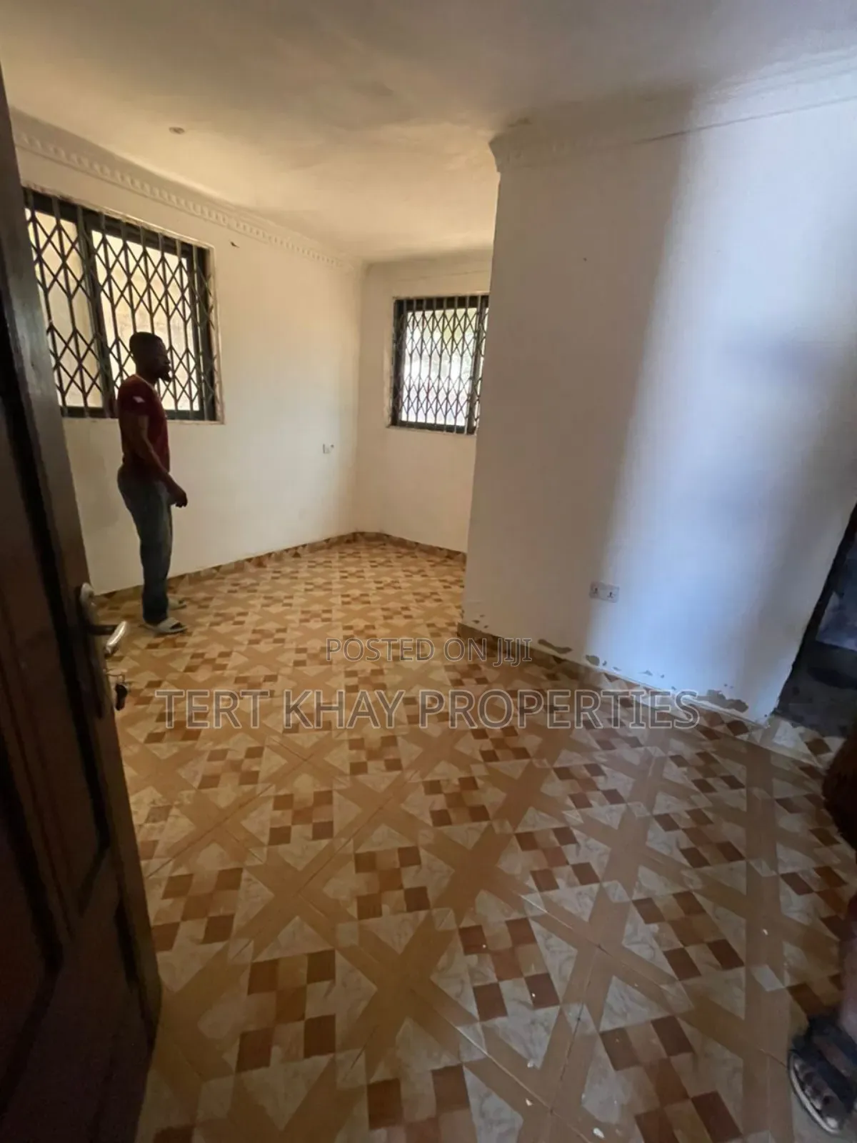 11bdrm House in Sahara, Dansoman for sale
