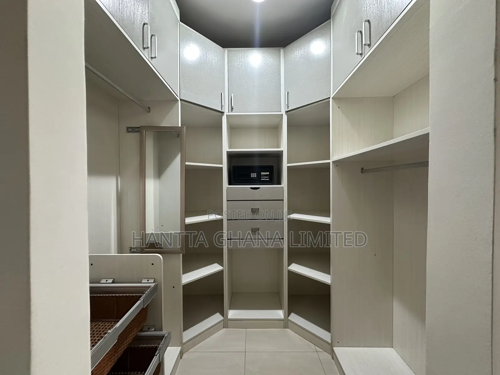Furnished 2bdrm Apartment in East Legon, American House for rent