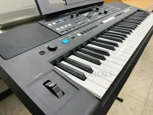 Yamaha PSR-E483 Portable Keyboard.