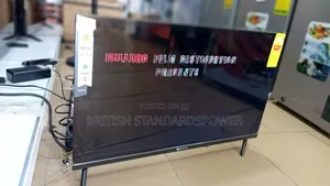 Brand New Dolphine Bay Tv 32"Smart With Bluetooth.