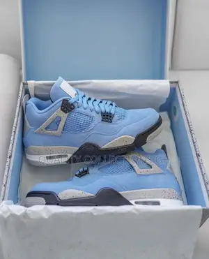 Jordan 4 Retro Blue