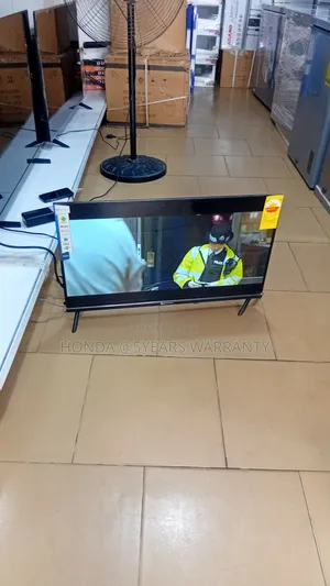 Enjoy More With Dolphine Bay 32" Smart Tv