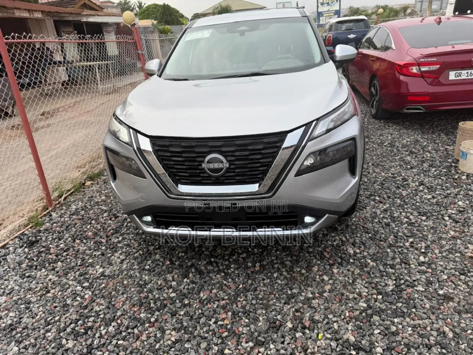 Nissan Rogue SV 2023 Silver
