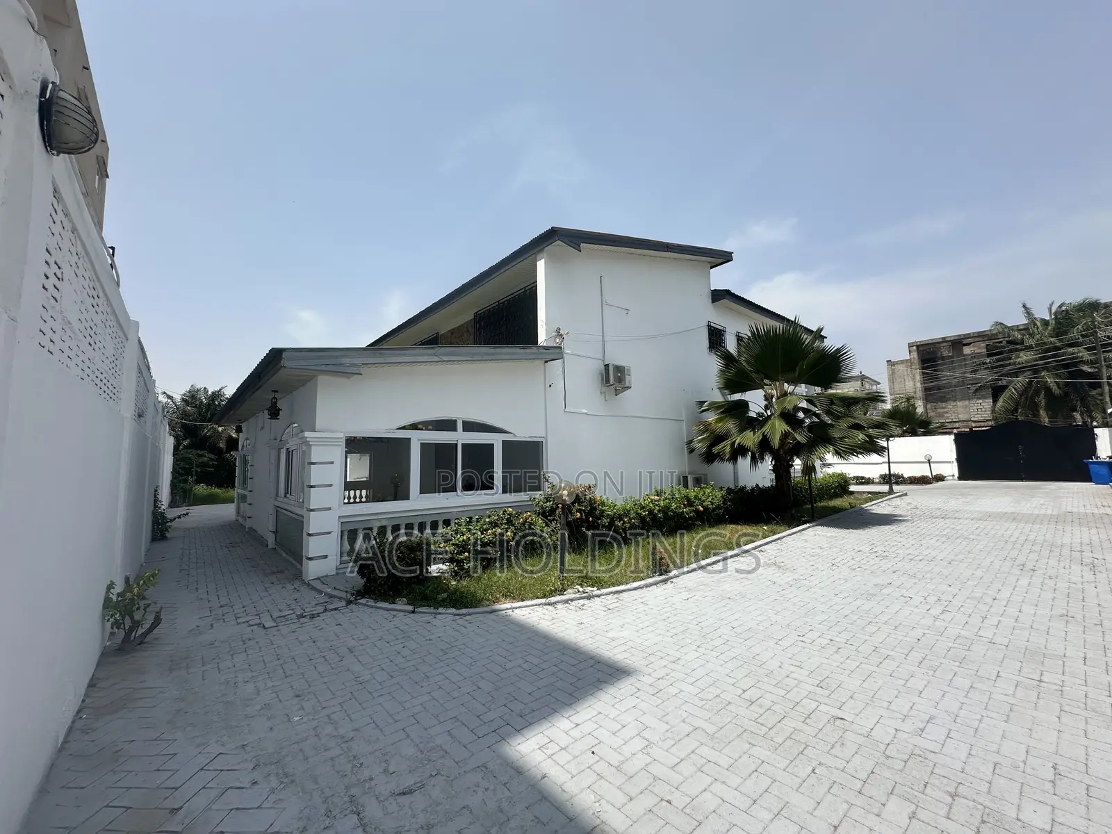 4bdrm Mansion in Cantonments for rent