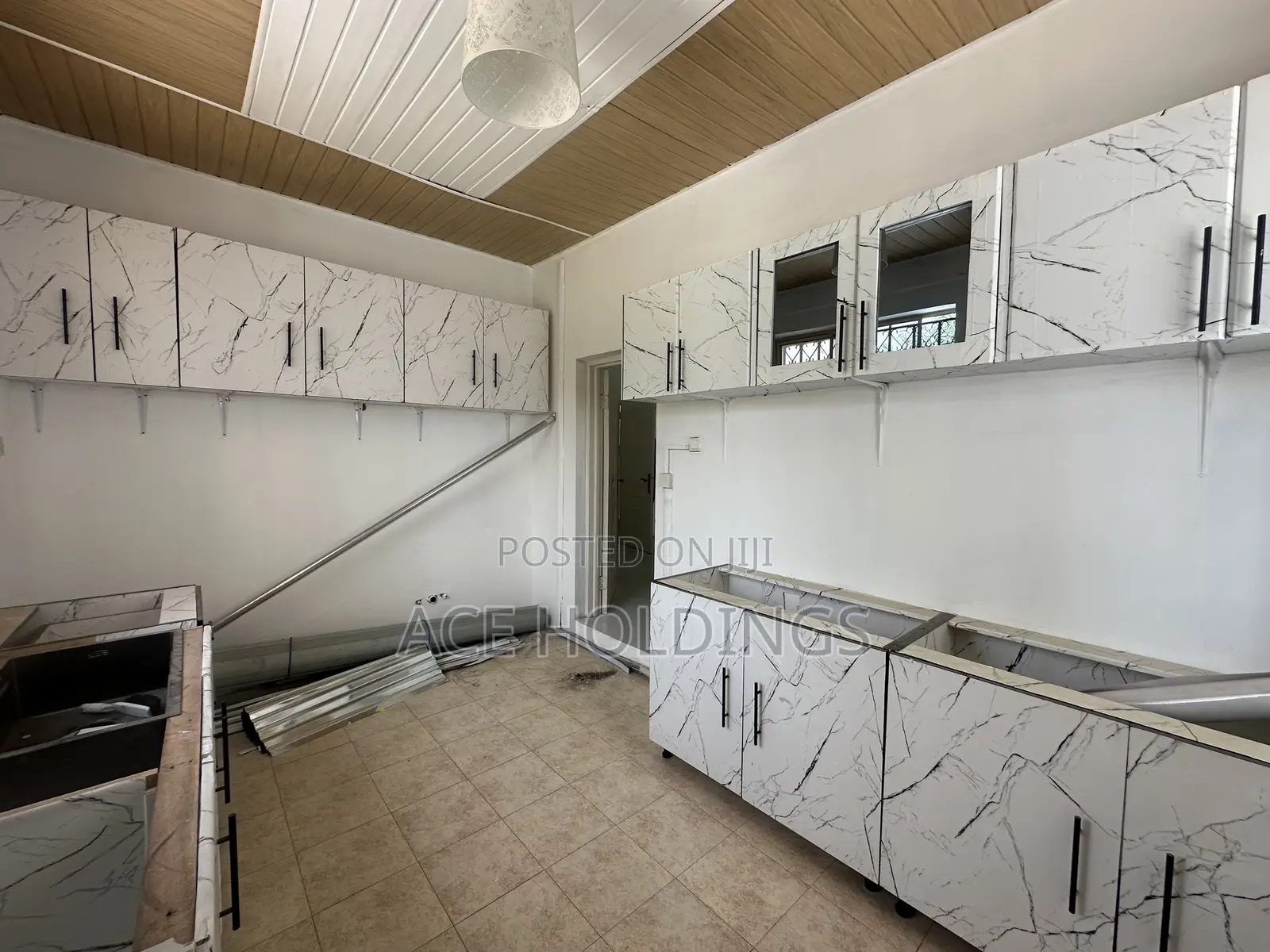 4bdrm Mansion in Cantonments for rent