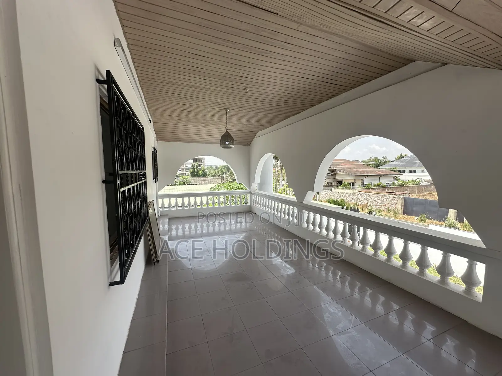 4bdrm Mansion in Cantonments for rent