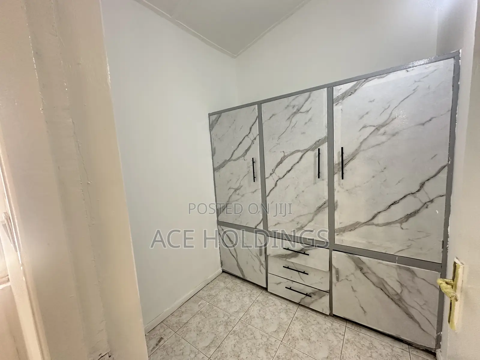 4bdrm Mansion in Cantonments for rent