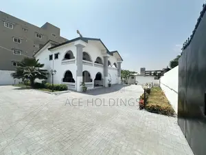 4bdrm Mansion in Cantonments for rent