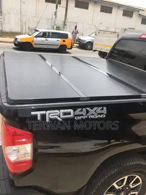 New Pickup Truck Bucket Cover (Hard)