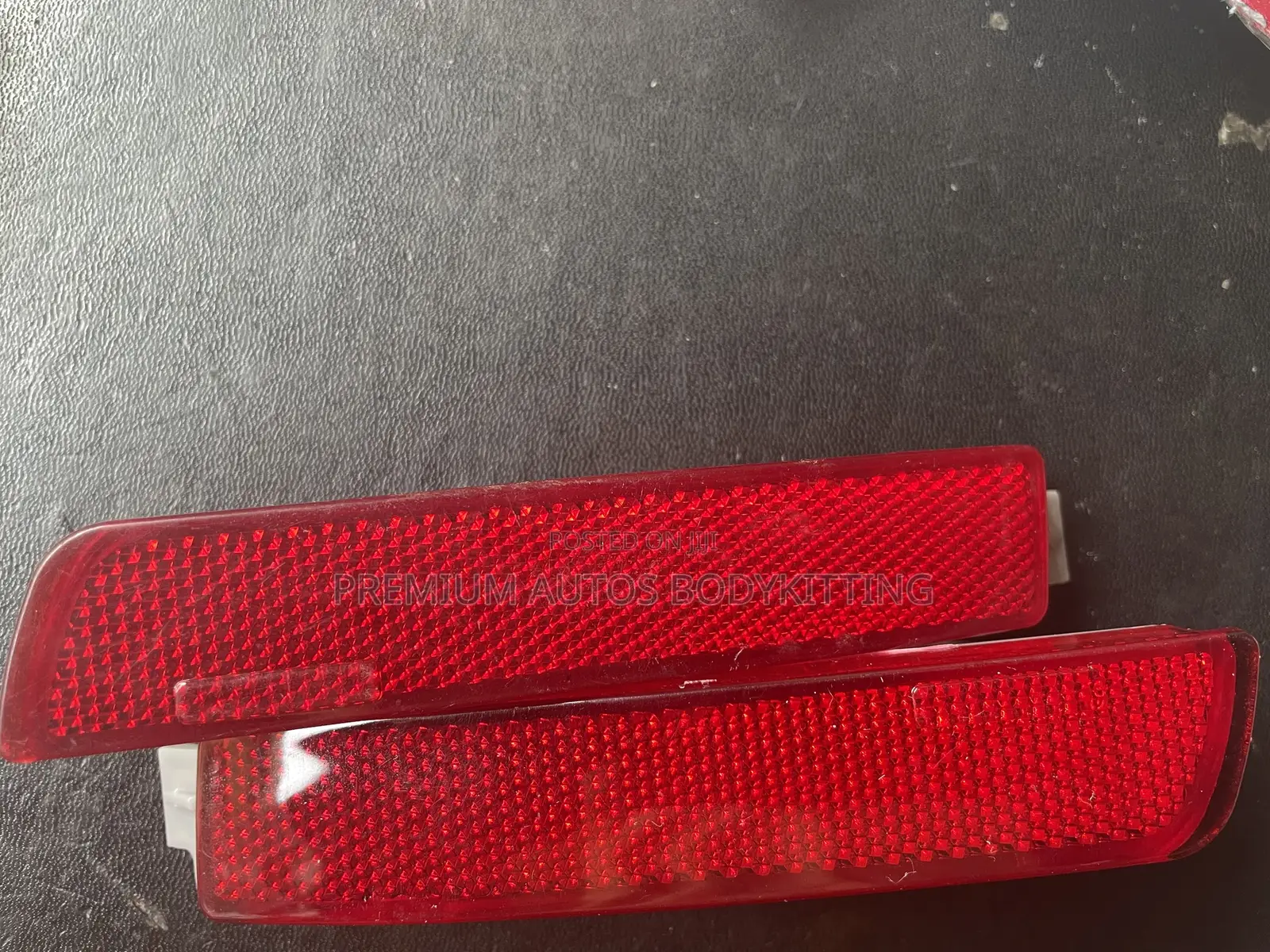 Nissan Sentra 2013–2016 Rear Bumper Reflector – Durable Perfect Fit