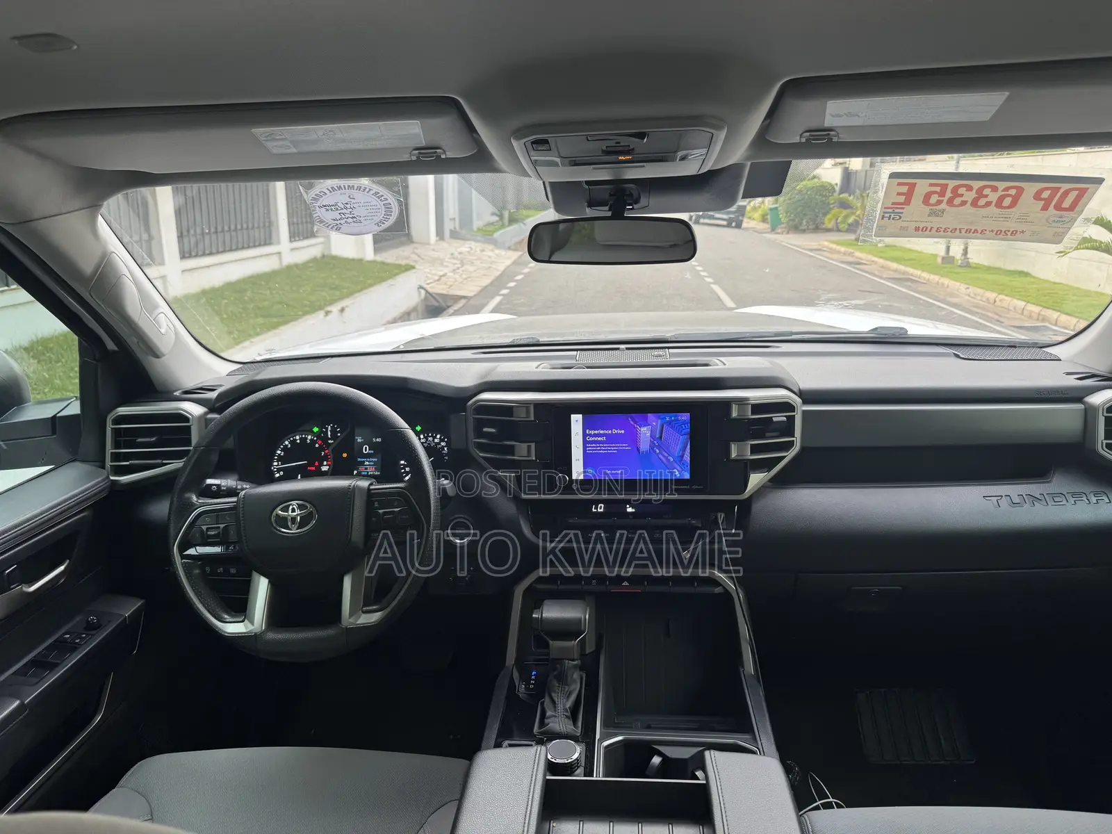 Toyota Tundra SR5 CrewMax 6.5' Bed 2024 White
