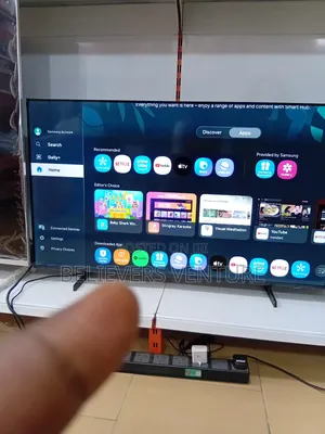 Samsung Flatscreen Tv Qled Display Uhd Knox O.S 50inches