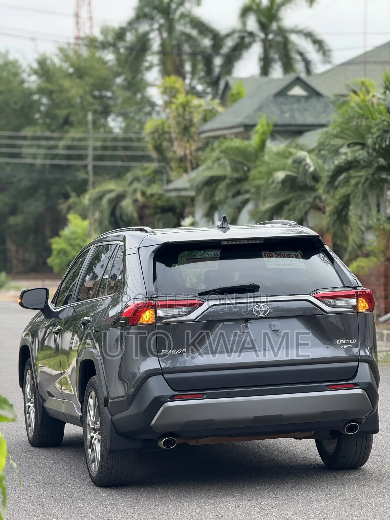 Toyota RAV4 Limited AWD 2023 Gray