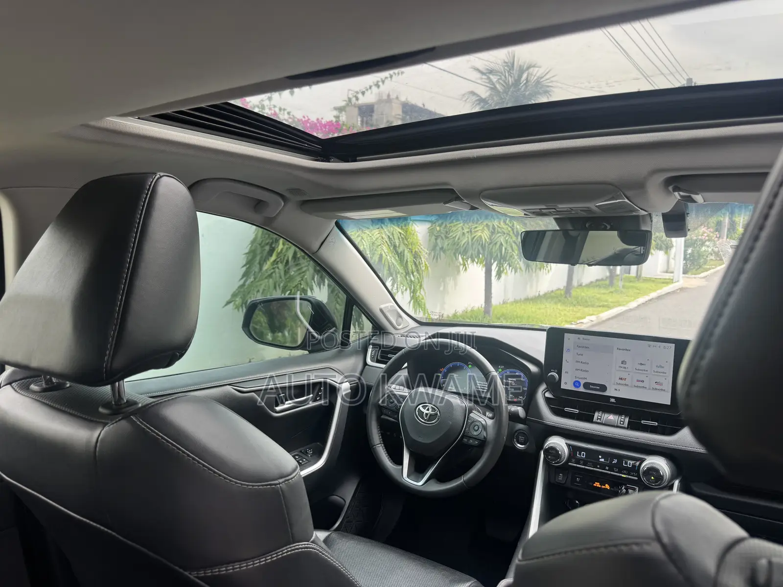 Toyota RAV4 Limited AWD 2023 Gray