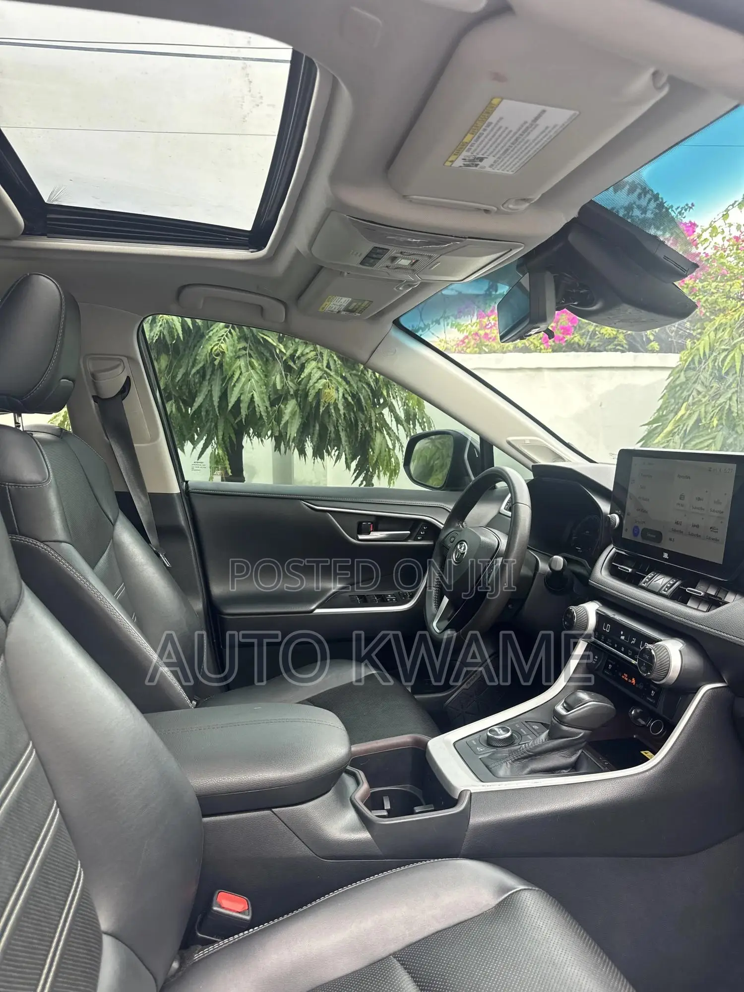 Toyota RAV4 Limited AWD 2023 Gray