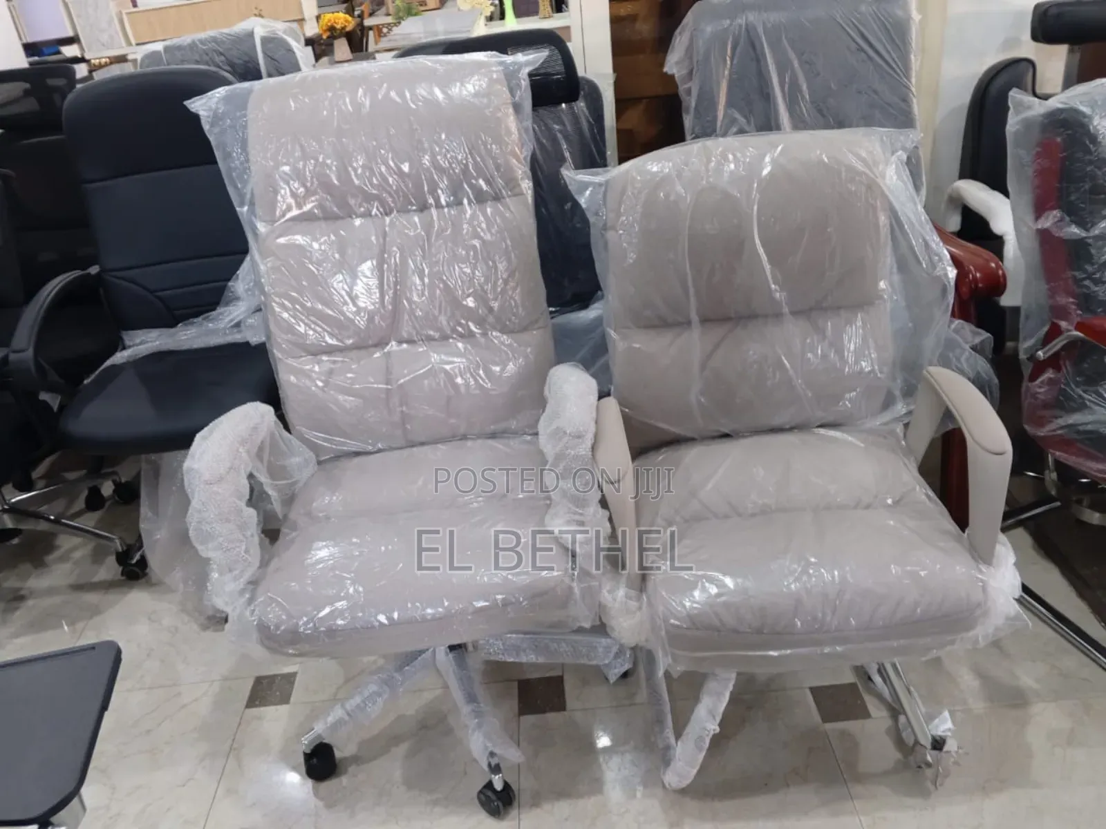 Chair With Swift Seats for Office