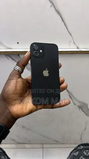 Apple iPhone 12 64 GB Red