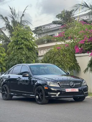 Mercedes-Benz C300 Luxury 4Matic Sedan AWD (3.0L 6cyl 7A) 2012 Black