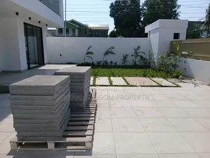 5bdrm Duplex in Suadom Properties, Manet Junction for sale