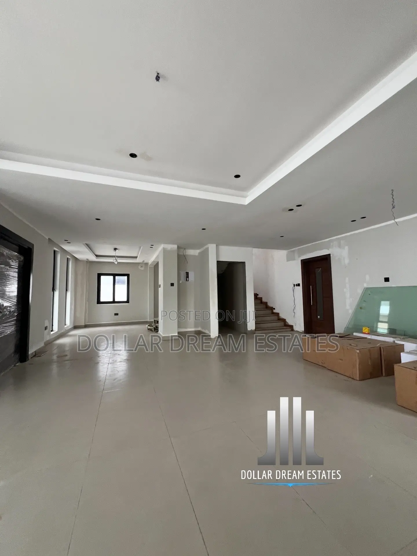 4bdrm House in Airport Residential Area for sale