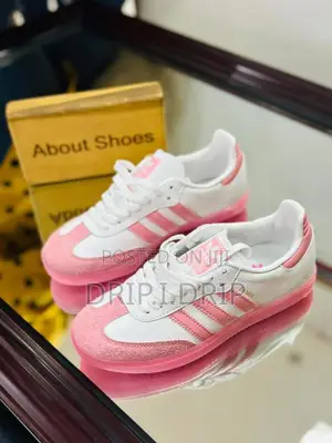 Adidas Samba . Highly Authentic and Tough .Come in Box
