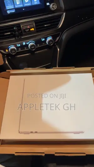 New Laptop Apple MacBook Air 2026 M5 16GB Apple M5 SSD 512GB