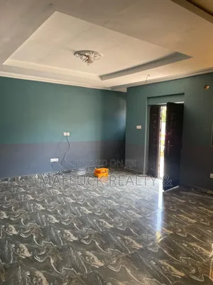 2bdrm Apartment in Lakeside Estate for rent