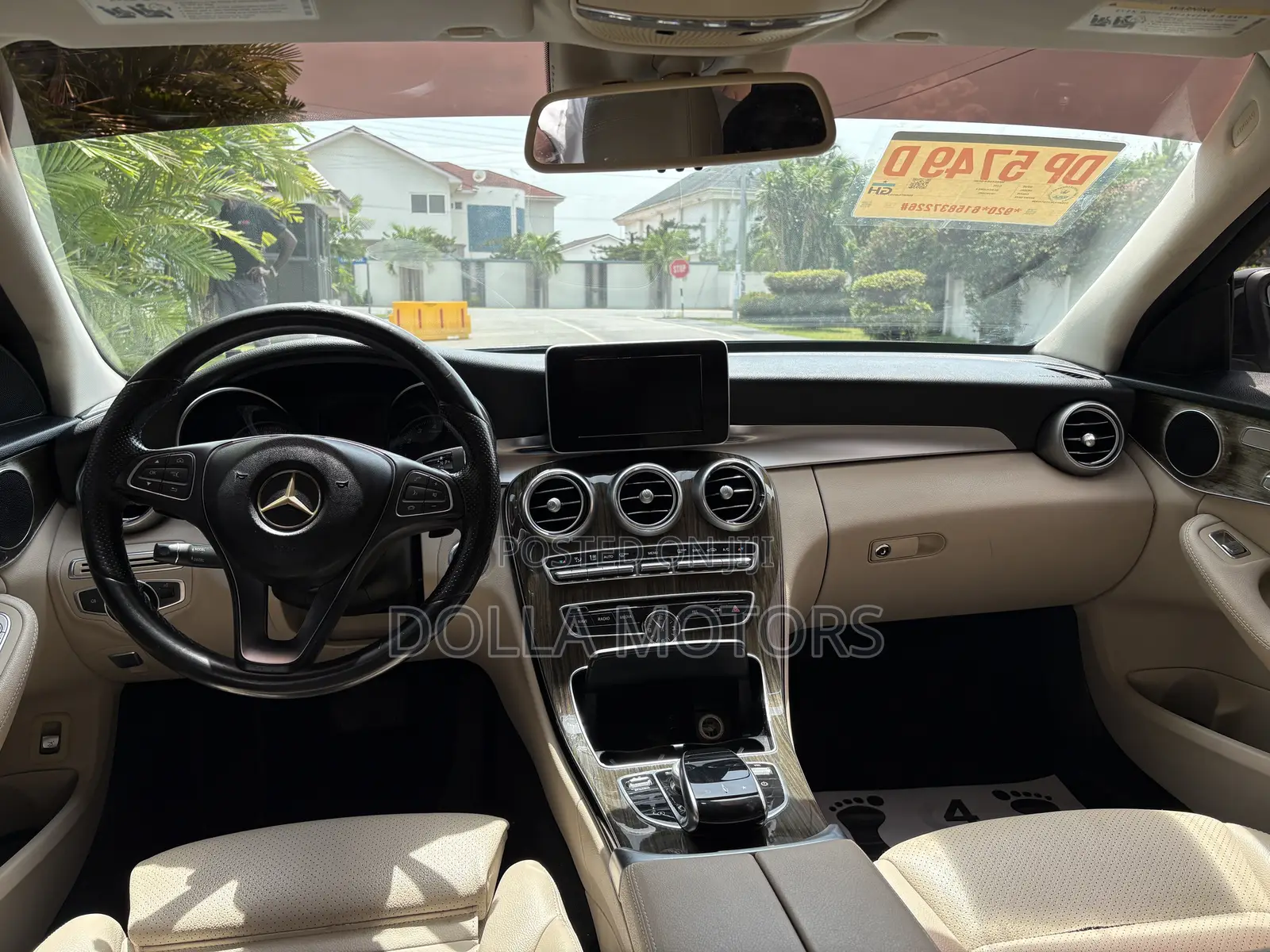 Mercedes-Benz C300 2016 Black