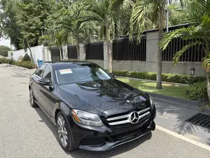 Mercedes-Benz C300 2016 Black