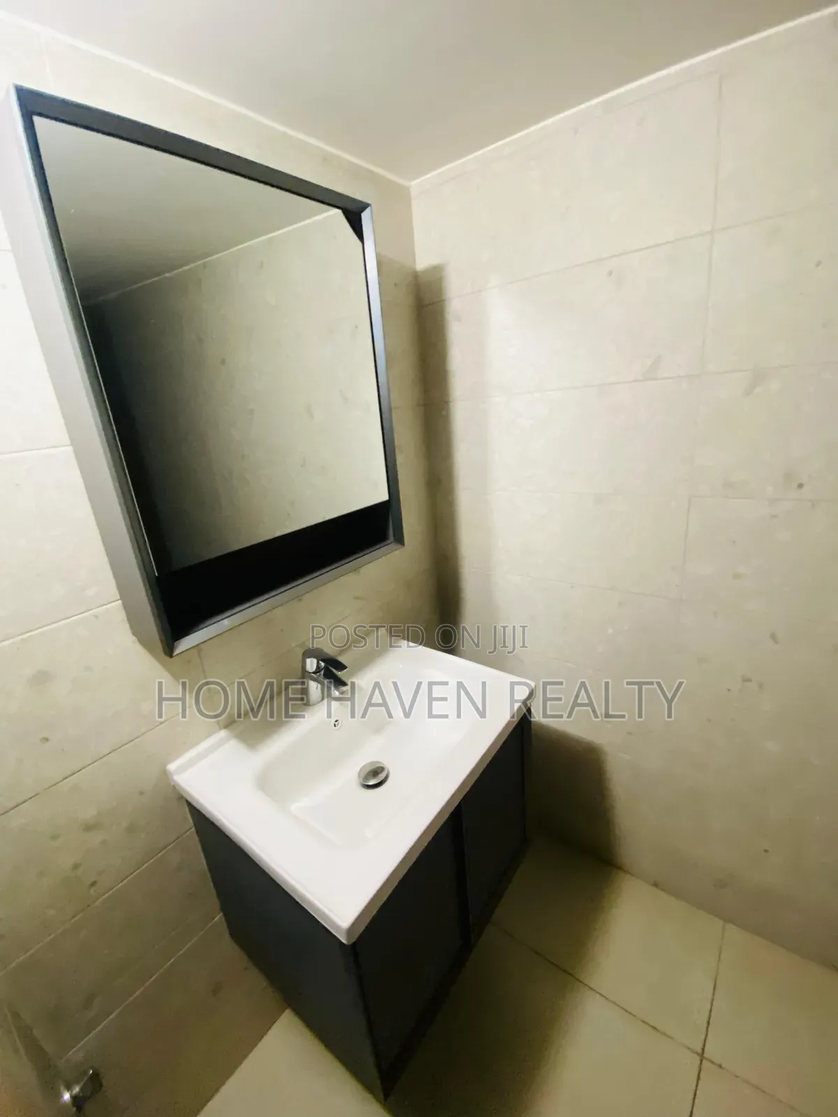 Furnished 3bdrm Apartment in Abelemkpe, Lincoln School Area for rent
