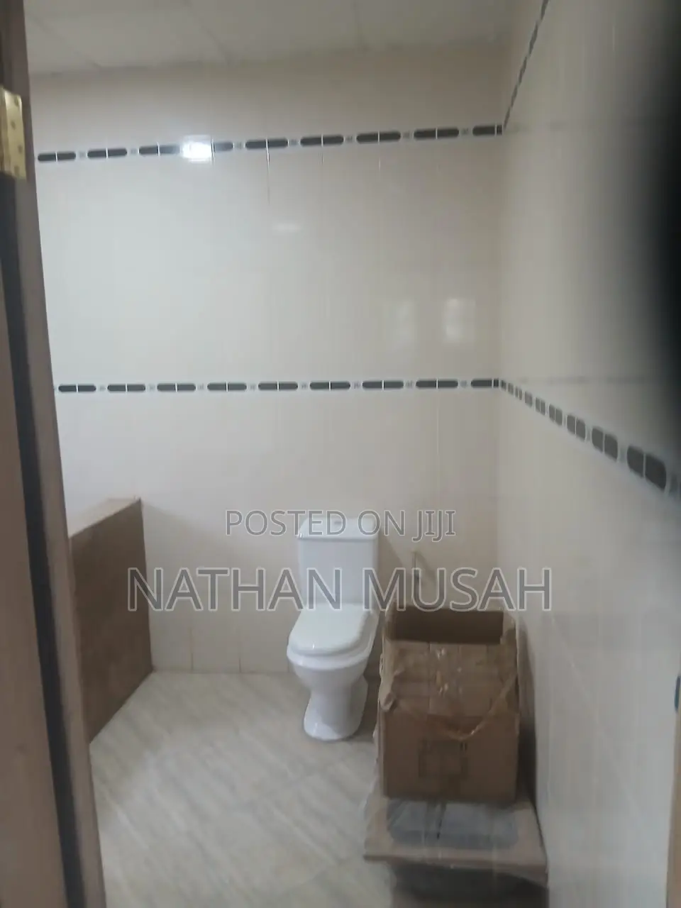 6bdrm House in Pokuase for sale