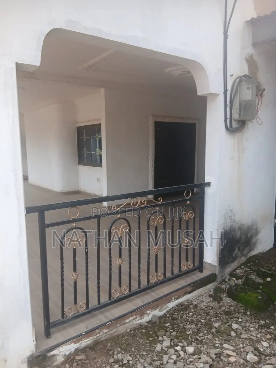 6bdrm House in Pokuase for sale