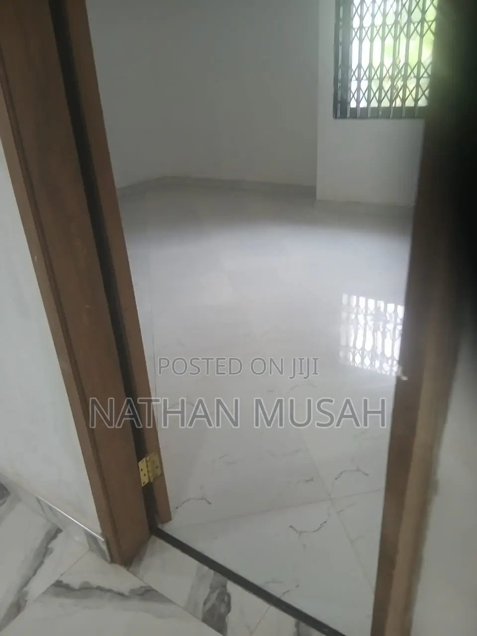 6bdrm House in Pokuase for sale